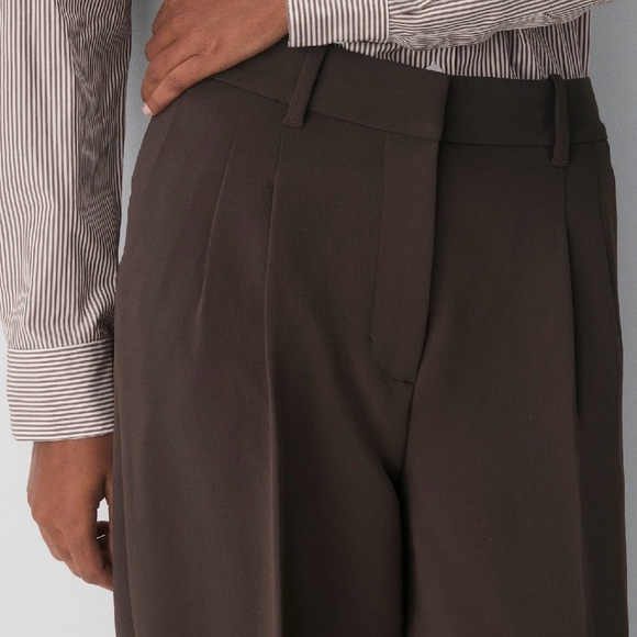 Aritzia The Effortless Pant Crepette - Picture 2 of 12